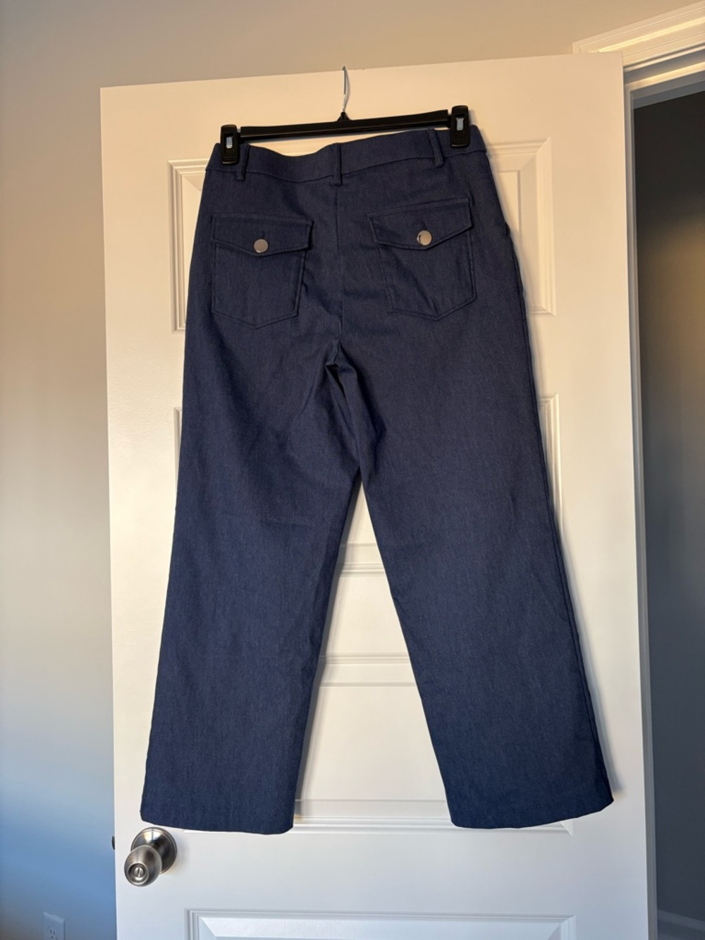 Jules and Leopold Navy Wide-Leg Trousers - Button Accent Women’s Size Medium - Picture 6 of 6